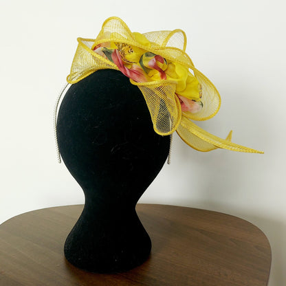 Orchids fascinator