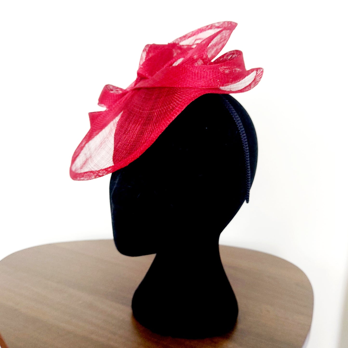 Amelia fascinator