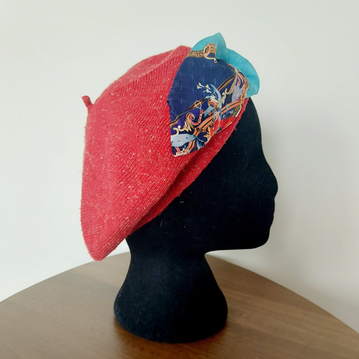 Baroque beret
