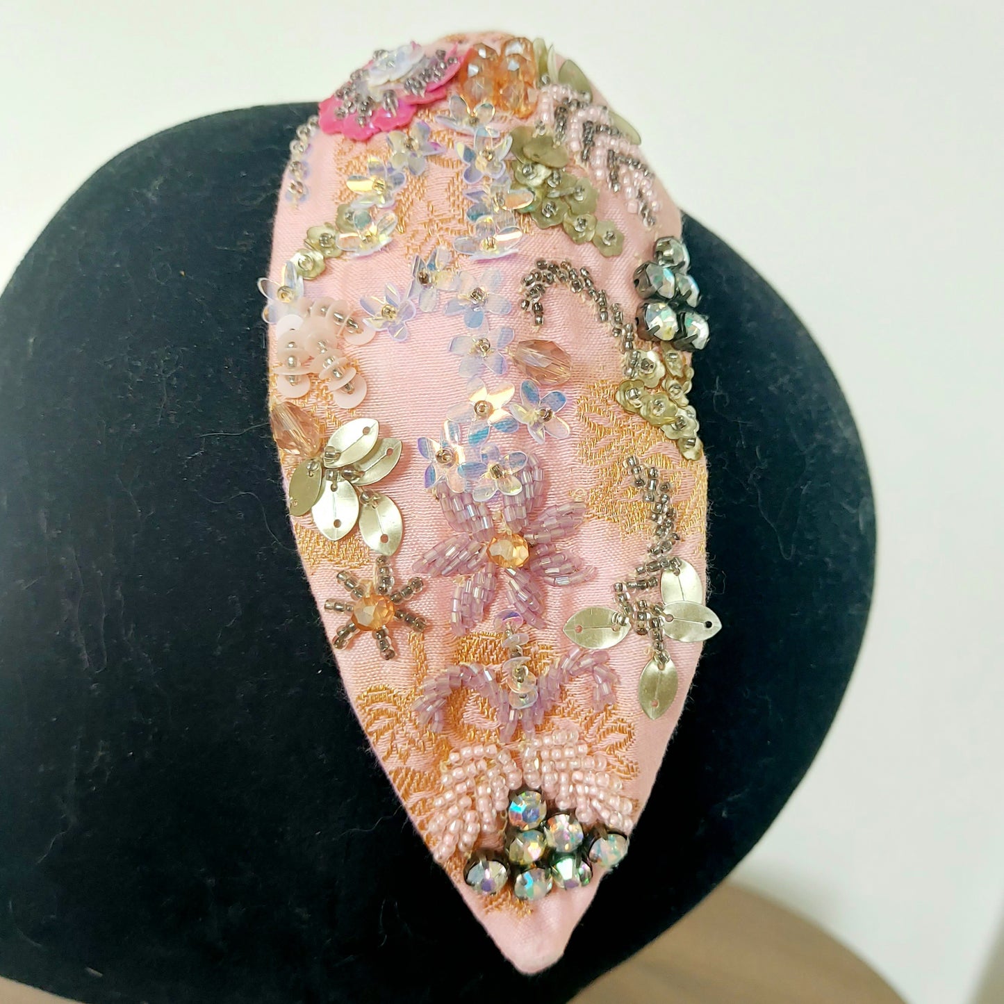 Last one: Laeticia Diadem