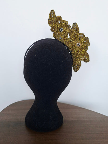 Black & gold peony fascinator