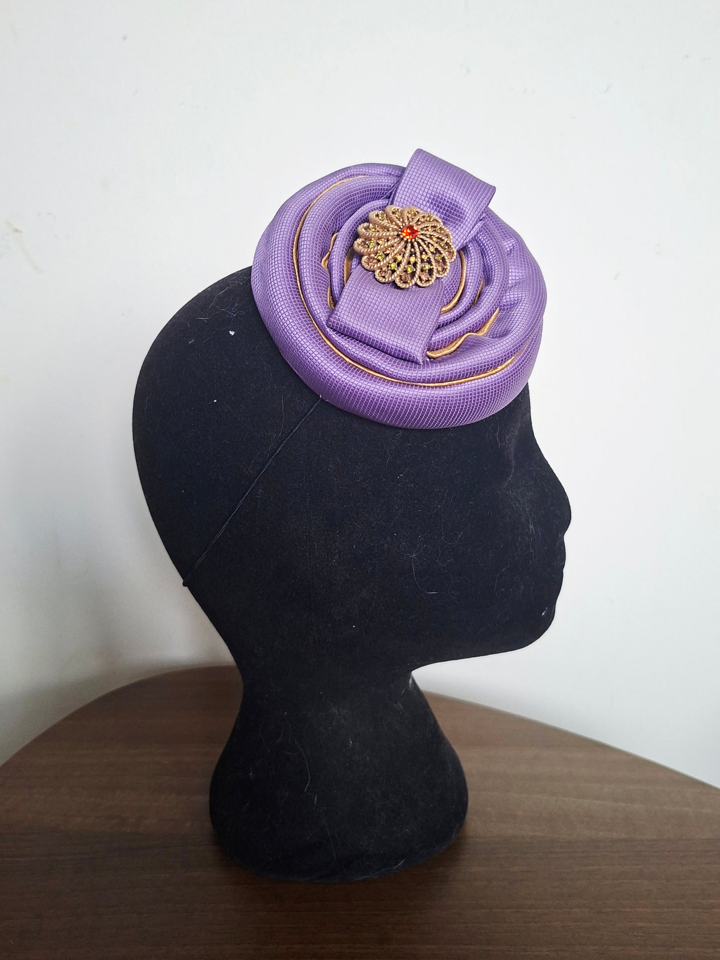 Purplyn  fascinator