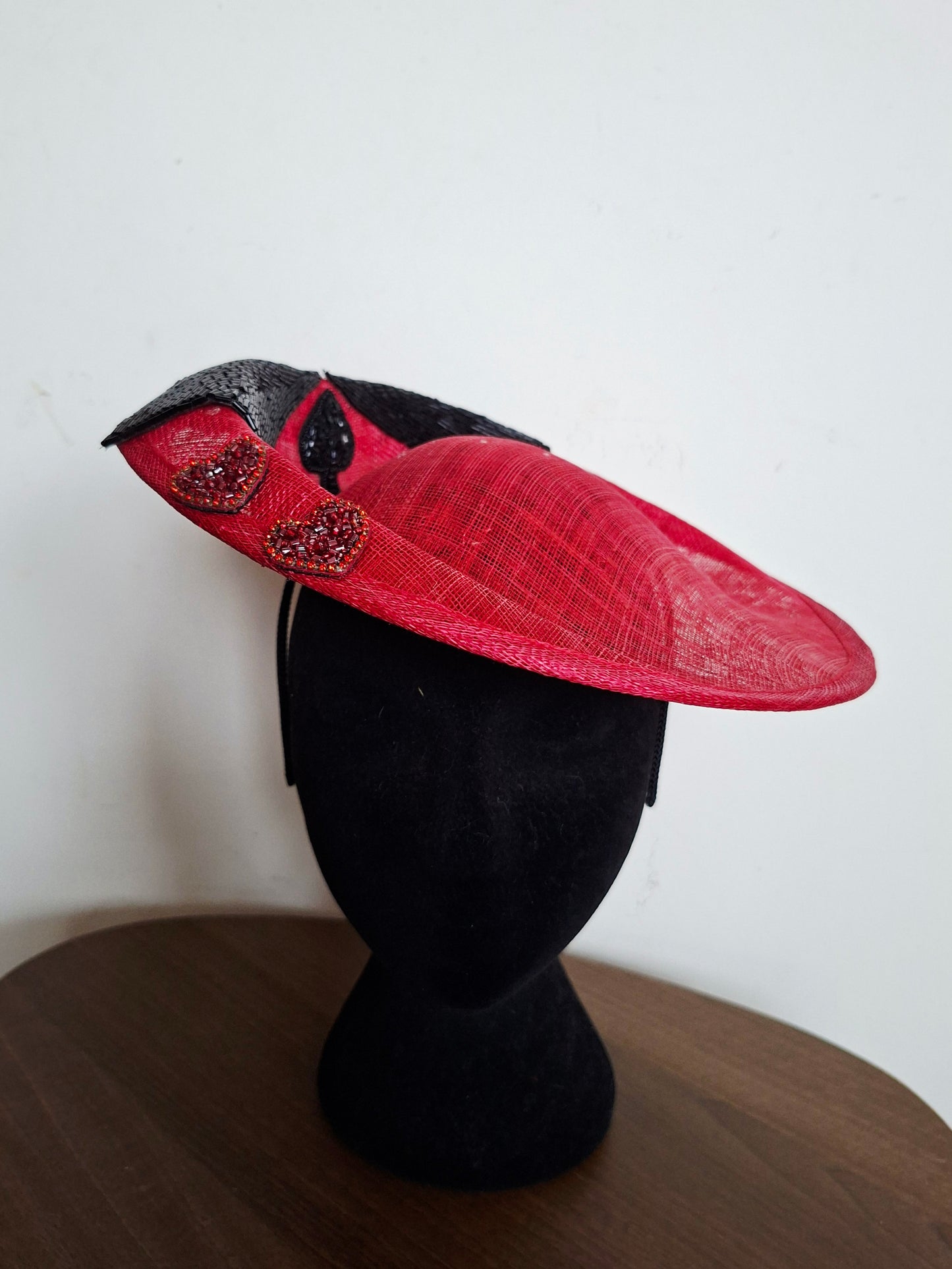Poker fascinator