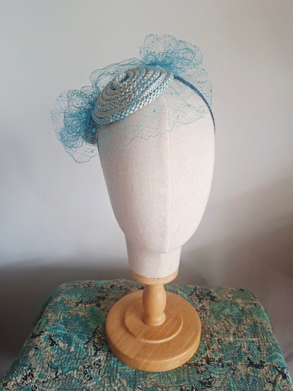 Bluet fascinator