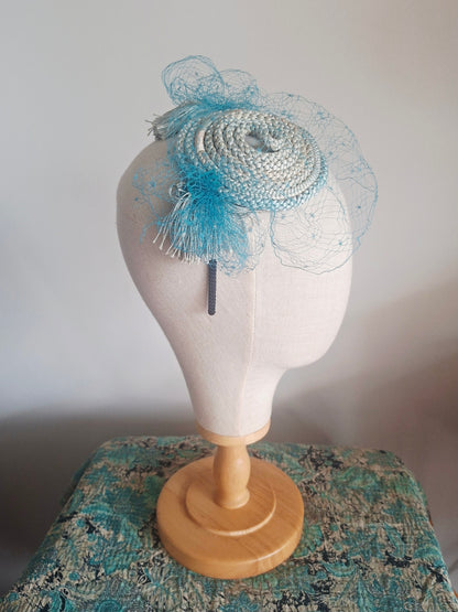 Bluet fascinator