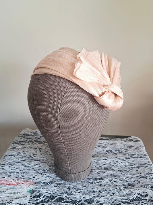 Cora fascinator