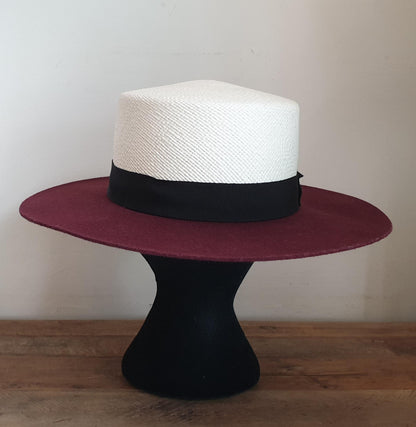 Bi-material Burgundy Seville Hat