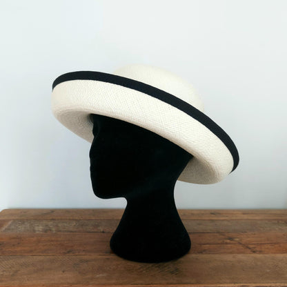 Anouck "Up and Down" brim cloche